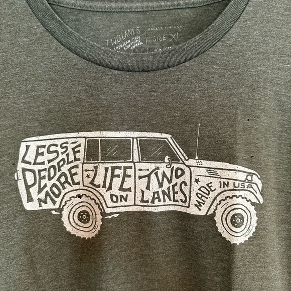 ⭐️5/$15⭐️ Less People More Life on Two Lanes T-shirt - Men’s XL - Picture 3 of 4